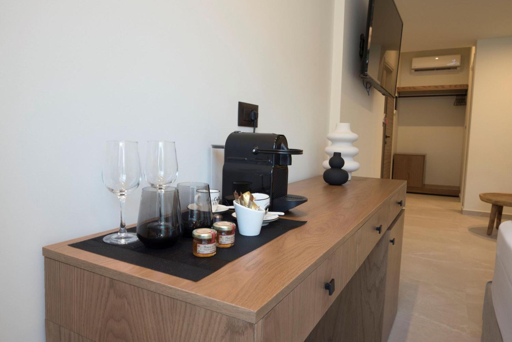 Rhotheon Suites In Ialysos  Esterno foto