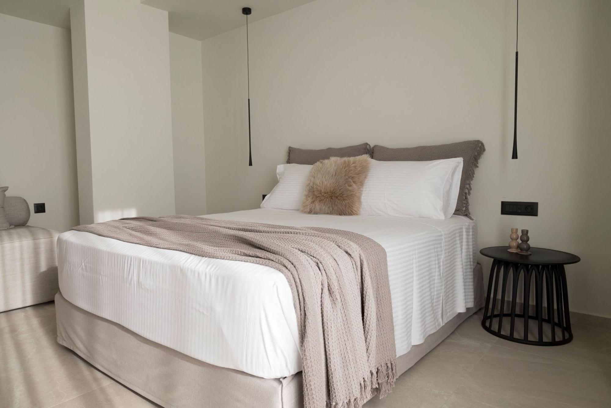 Rhotheon Suites In Ialysos  Esterno foto