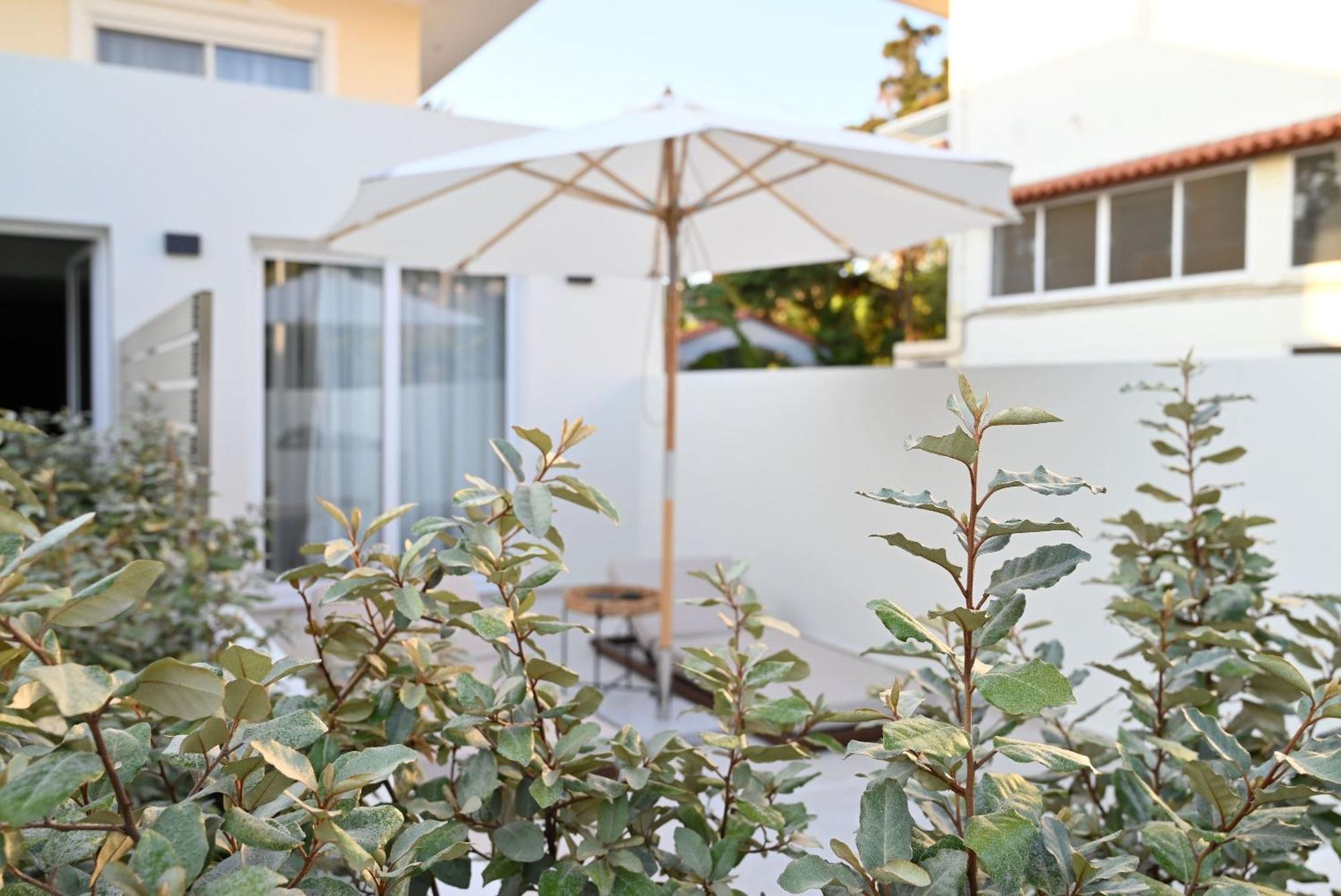 Rhotheon Suites In Ialysos  Esterno foto